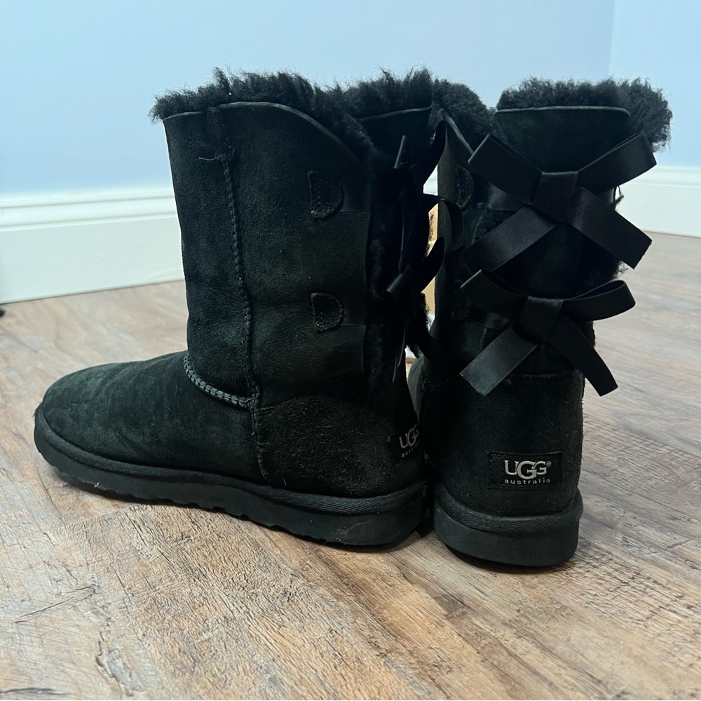 Black Bailey Bow Uggs